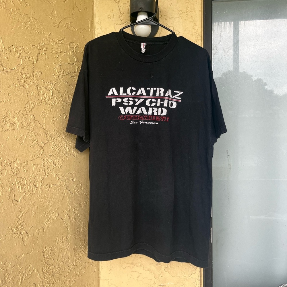 2000s Alcatraz Psycho T-shirt XL
